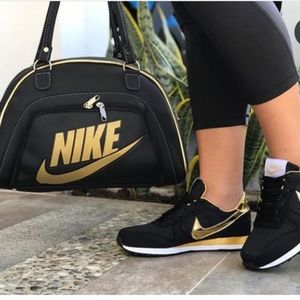 nike shoe and bag combo